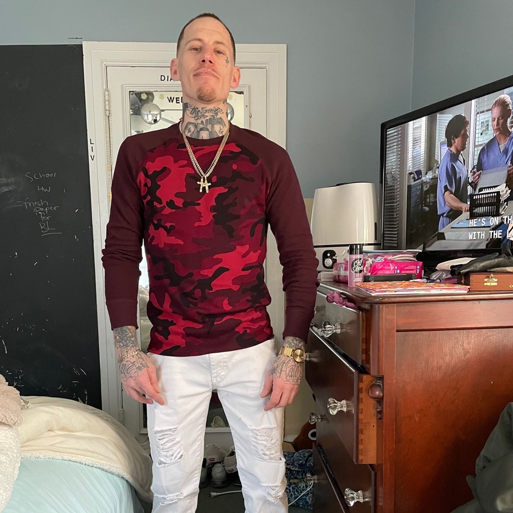 Meet your Posher, Raymond